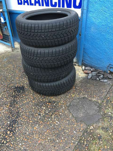 London Road Tyres photo